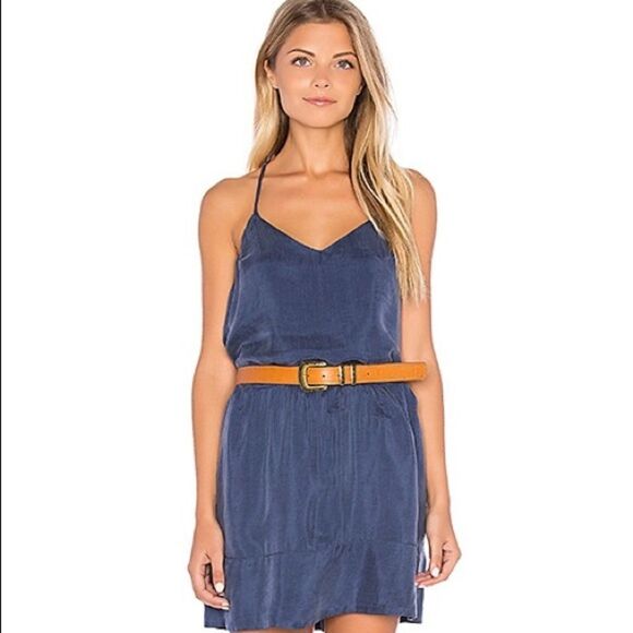 ✨ Meadow Dress in Satellite
American Vintage✨ - Picture 1 of 4